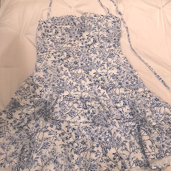 Brandy Melville Floral Tie Dress - Picture 2 of 5